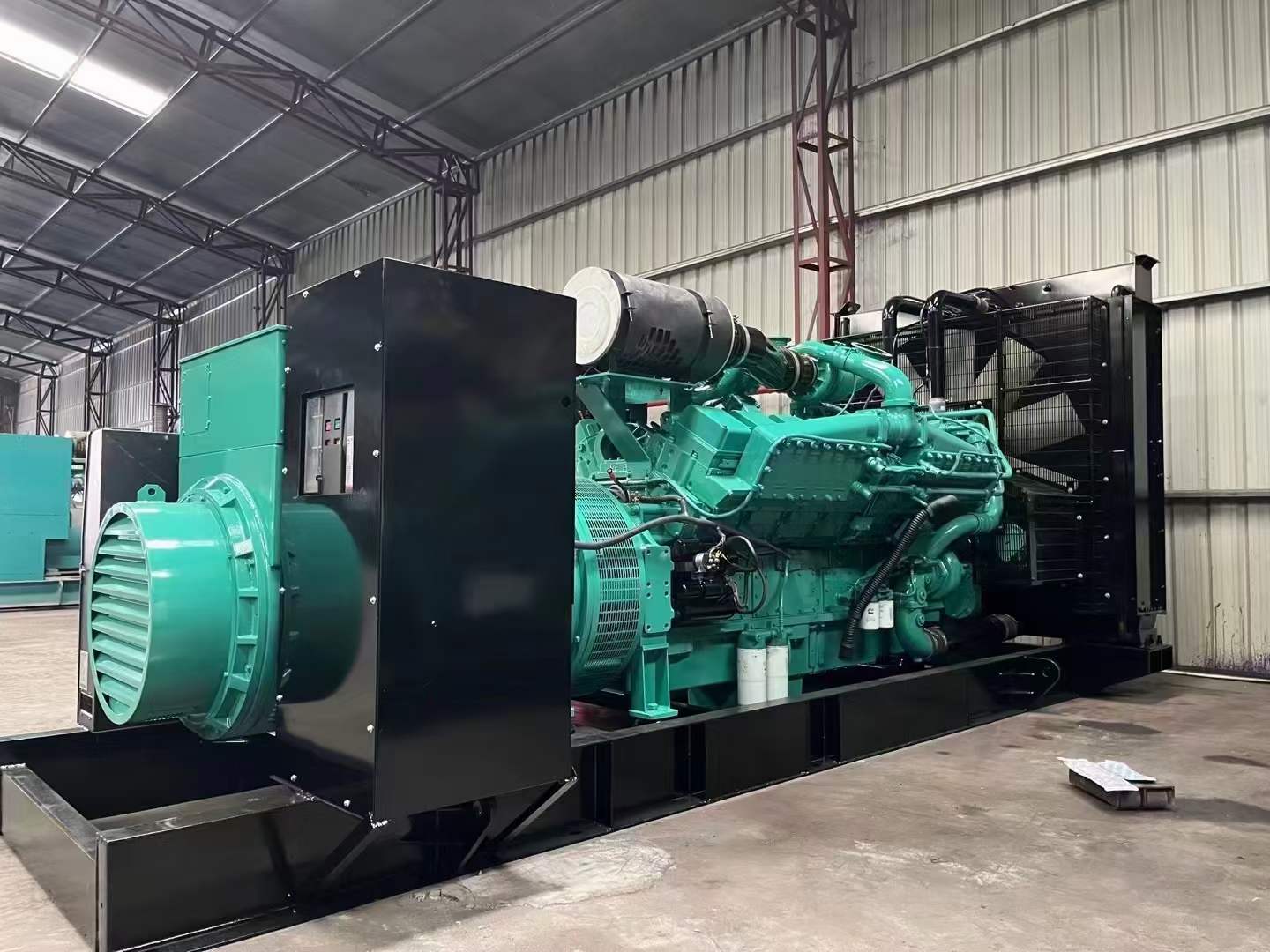于田如何降低 800kW 柴油发电机输出电流的波动？